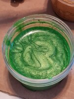 Metallic Pigment Spring Green 10g Tüte